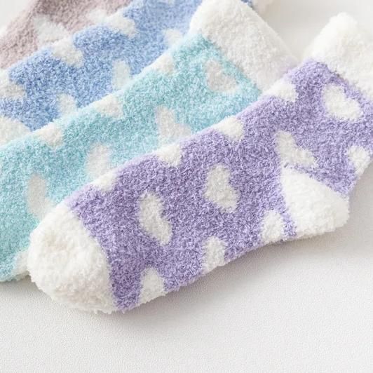 Warm Fuzzy Women Socks Candy Color Cute Heart Pattern Winter Kawaii Thick Fluffy Terry Cute Cotton Socks Christmas Korean Gift